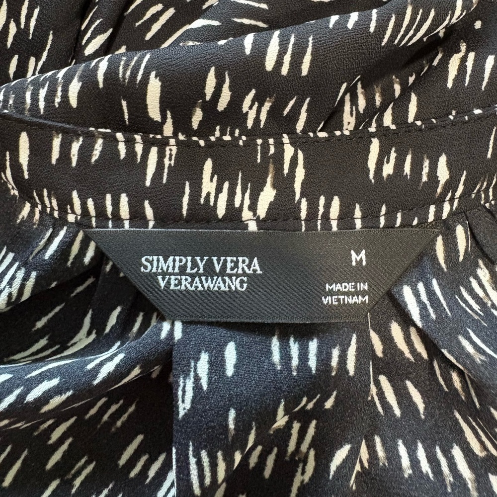 Simply Vera Vera Wang Black and White Printed Blouse - Picture 10 of 11